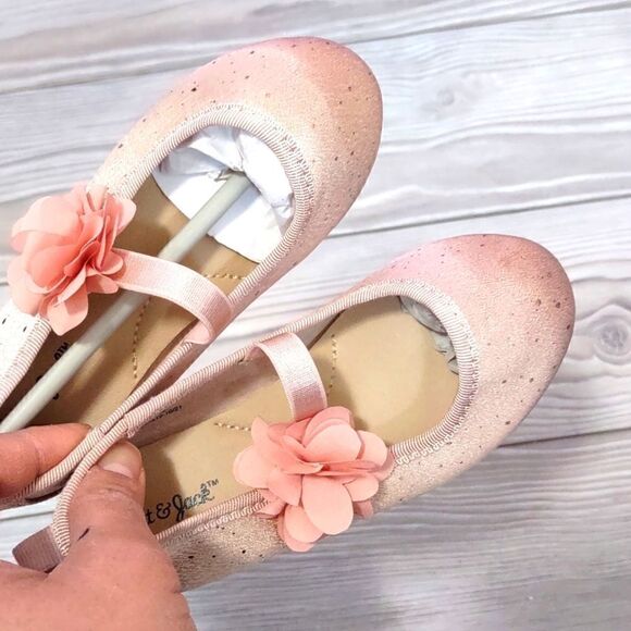 (17-2208) 🔥3/$20🔥  Cat & Jack Gianna Flats Shoes Size 6 - Picture 5 of 10